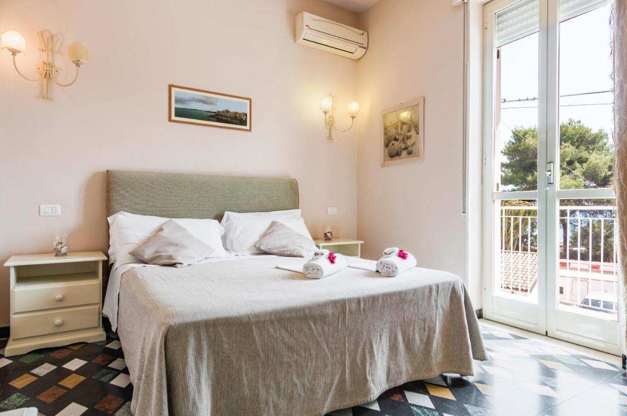 Calliope'S Apartments - Stella Del Mare Syracuse Ngoại thất bức ảnh
